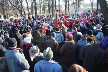 Festivalul Obiceiurilor de Iarnă de la Drăgușeni întâmpină Anul Nou pentru creștinii ortodocși de rit vechi