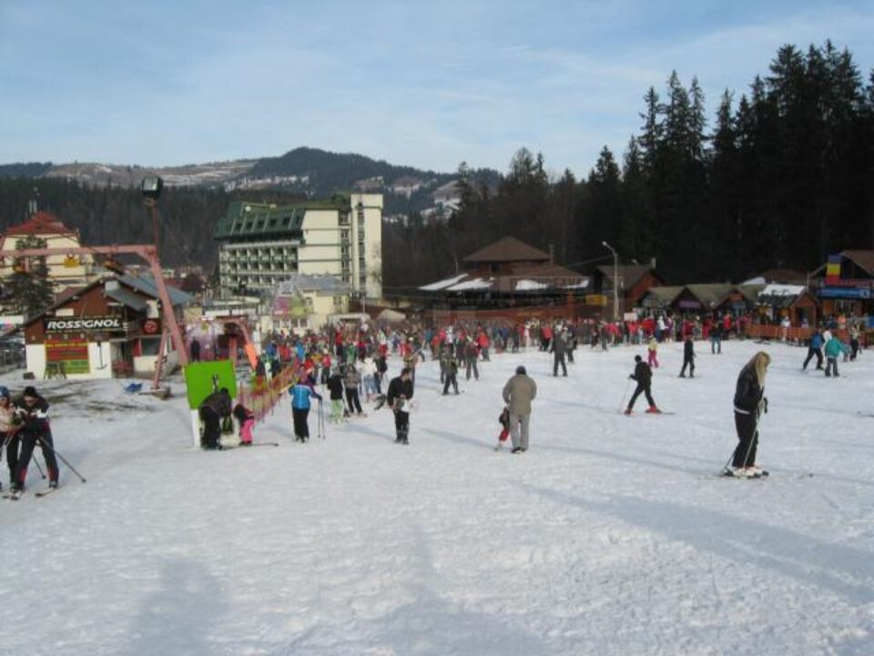 Distracție și sport pe pârtiile de la Vatra Dornei