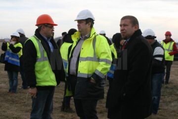 Cătălin Nechifor a inspectat ieri lucrările de modernizare a Aeroportului „Ștefan cel Mare”