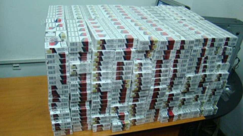 Țigări de contrabandă