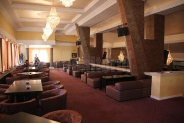 Cafeneaua din foaierul Casei Culturii Suceava