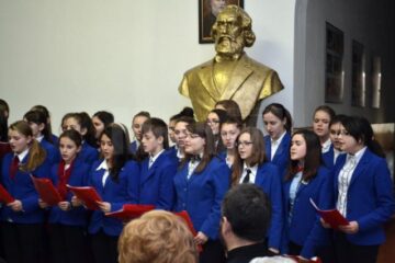 Manifestări de omagiere a lui Mihai Eminescu, la Colegiul Național „Eudoxiu Hurmuzachi”