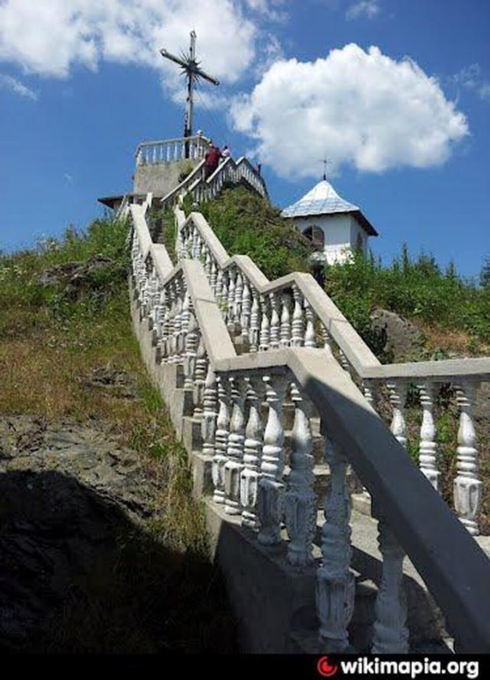 Slujire arhierească, astăzi, la Mănăstirea Piatra Tăieturii din comuna Panaci