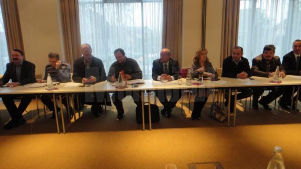 Municipiul Rădăuți a găzduit, ieri după-amiază, prima întâlnire a Biroului Permanent Județean Suceava al Partidului Democrat Liberal Municipiul Rădăuți a găzduit, ieri după-amiază, prima întâlnire a Biroului Permanent Județean Suceava al Partidului Democrat Liberal