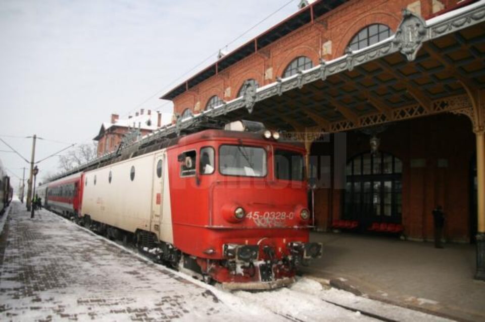Bilete de tren mai ieftine pentru cei care vor să ajungă la Vatra Dornei