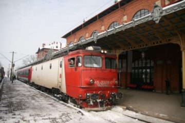 Bilete de tren mai ieftine pentru cei care vor să ajungă la Vatra Dornei