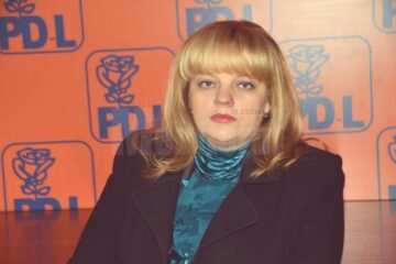 Liderul grupului PDL din Consiliul Local Rădăuți, Mirela Todorese