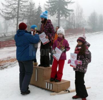Pârtiile din Vatra Dornei, pline cu ocazia concursului „Bucuriile Zăpezii”