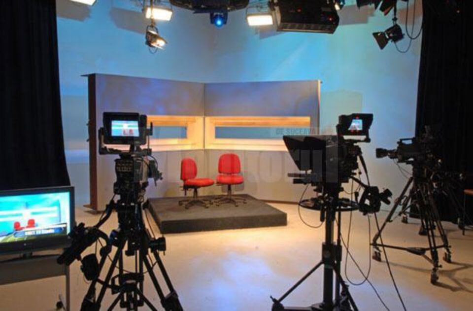 „Despre lumea televiziunilor de știri” (1)