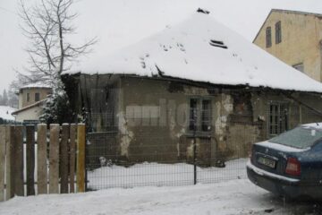 Casa de lemn Hopmeier, de pe strada Armenească nr. 13, se află acum într-o stare avansată de degradare
