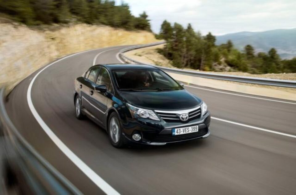 Toyota Avensis este echipată standard cu sistem Wi-Fi