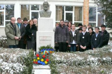 Manifestările au început la statuia lui Alexandru Ioan Cuza