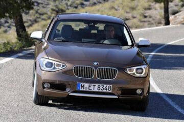 BMW vrea să lanseze un sedan derivat din Seria 1