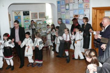Școala Gimnazială “Al.I. Cuza” Fălticeni a sărbătorit 172 de ani de existență