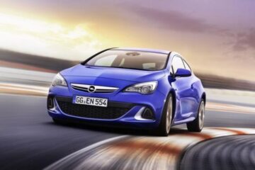 Opel Astra OPC, dedicat 100% performanței