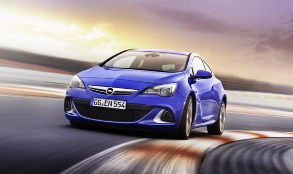 Opel Astra OPC, dedicat 100% performanței