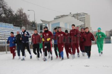 Fotbaliștii Rapidului se antrenează de zor în vederea perioadei de foc care-i așteaptă