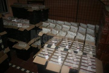 52 de baxuri cu țigări au dispărut din camera de corpuri delicte a Poliției municipiului Rădăuți