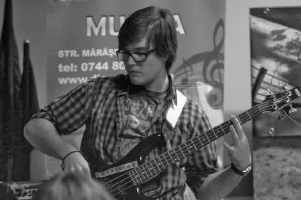 Concurs de interpretare muzicală Muzic Star, la Colegiul Național „Petru Rareș”