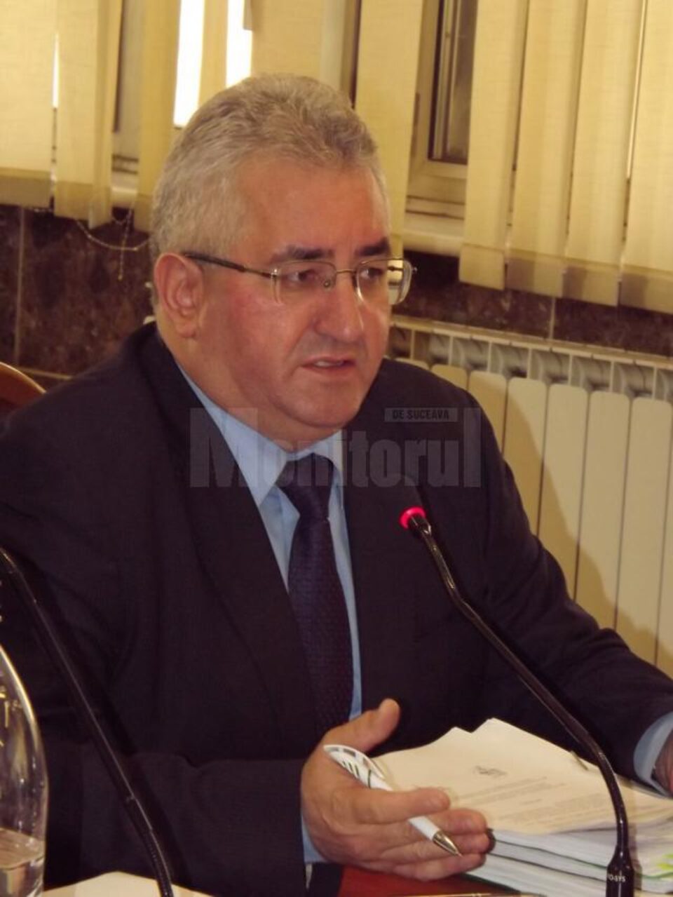Solicitarea lui Ion Lungu, ca în timpul ședinței să nu vină vreun consilier cu amendamente „surpriză”, a fost respectată Solicitarea lui Ion Lungu, ca în timpul ședinței să nu vină vreun consilier cu amendamente „surpriză”, a fost respectată