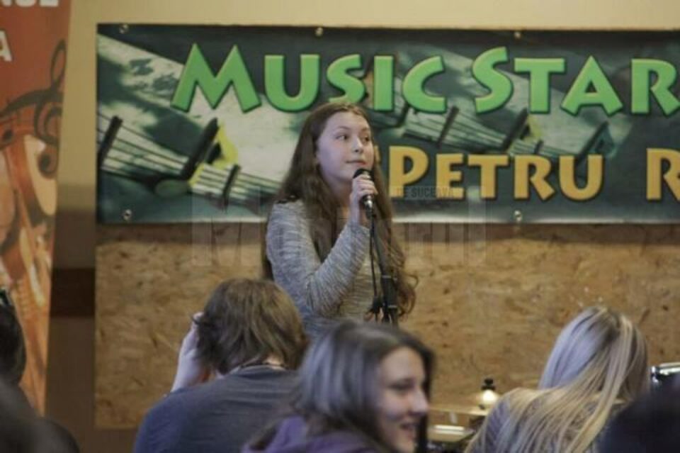 Concurs de interpretare muzicală Muzic Star, la Colegiul Național „Petru Rareș”