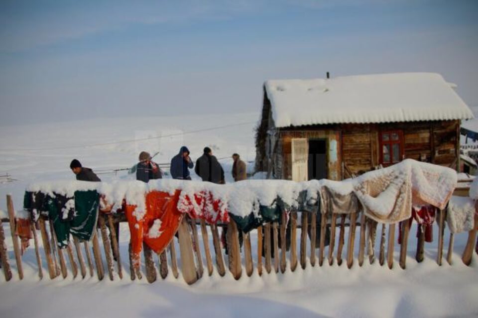 Casa în care locuiau zece suflete se află într-o zonă izolată, la limita dintre Drăgoiești și Corlata Casa în care locuiau zece suflete se află într-o zonă izolată, la limita dintre Drăgoiești și Corlata