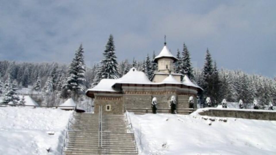Sihăstria Putnei este un complex monahal situat într-o poiană, la circa 3 km de Mănăstirea Putna
