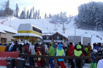 La telescaun a fost mai tot timpul aglomerat, prețul unui bilet dus –întors fiind la fel ca anul trecut, 10 lei