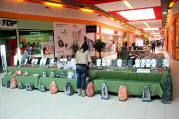 Minerale și pietre prețioase din toată lumea, la ExpoMineralia