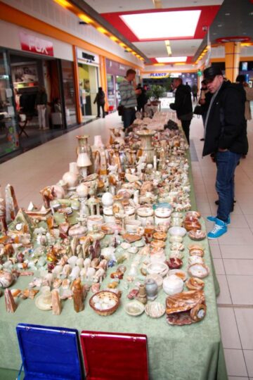 Minerale și pietre prețioase din toată lumea, la ExpoMineralia
