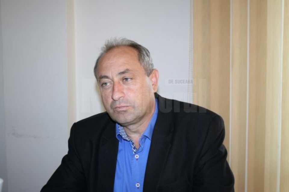 Primarul Constantin Mutescu este cercetat pentru lovire sau alte violențe