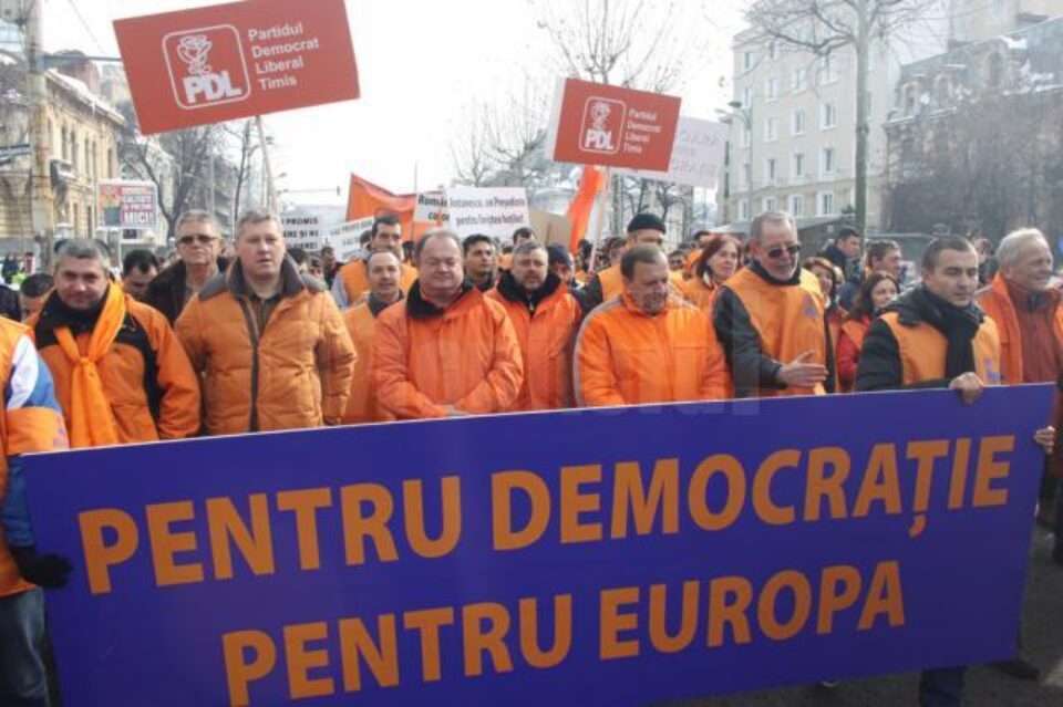 Vicepreședintele PDL pe Regiunea de Nord-Est, deputatul de Suceava Ioan Balan, a apreciat sprijinul dat de populație manifestației antiguvernamentale organizată de democrat-liberali sâmbătă, în București