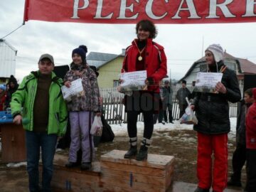 „Iarna în Poieniță”, cu zăpadă adunată pe pârtie