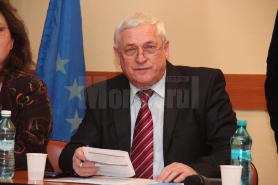 Gheorghe Lazăr: „Anumite școli vor dispărea în câțiva ani din cauza numărului mic de copii pe care îi școlarizează” Gheorghe Lazăr: „Anumite școli vor dispărea în câțiva ani din cauza numărului mic de copii pe care îi școlarizează”