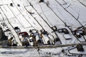 În urma monitorizării aeriene au fost identificate trei zone cu acumulări de gheață