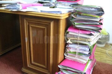 Zeci de dosare, respinse pe bandă rulantă la Curtea de Apel Suceava din cauza lipsei avocatului