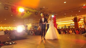 Expoziții de modă, de Valentine's Day