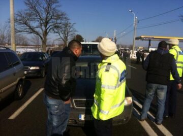 Scandal la PTF Siret. Protest cu peste 100 de persoane în fața vămii