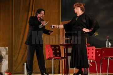 Îndrăgiți actori au jucat la Suceava în spectacolul „Pluralul englezesc”