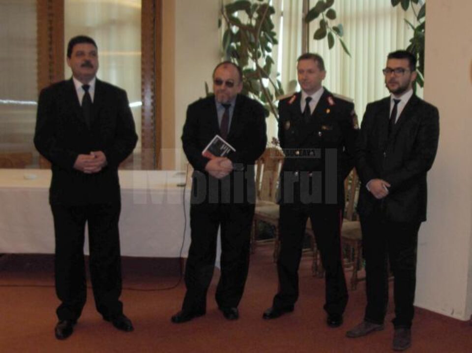 „Captivi între infrastructuri critice”, un manual pentru gestionarea situațiilor de urgență „Captivi între infrastructuri critice”, un manual pentru gestionarea situațiilor de urgență