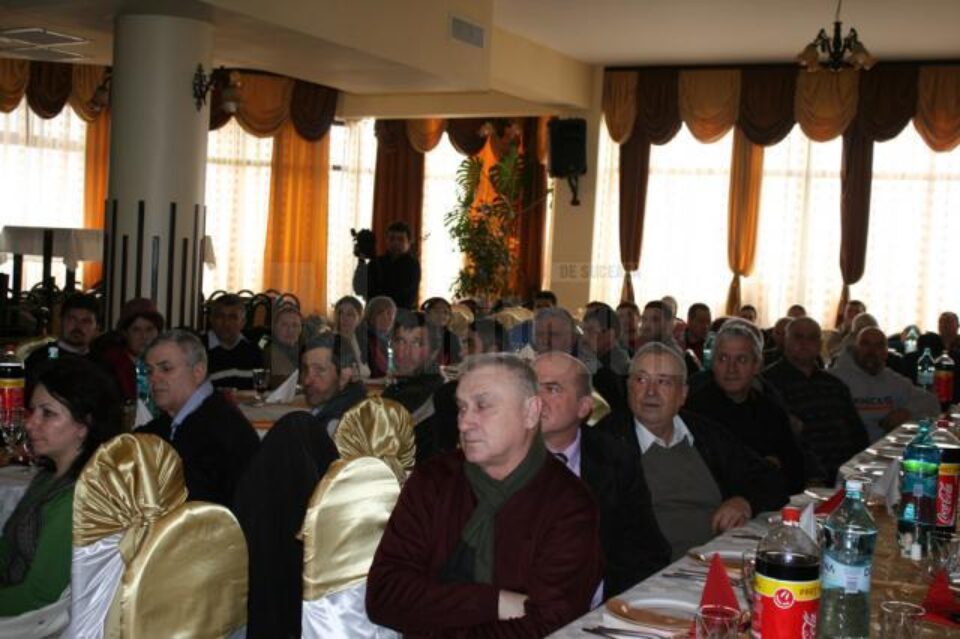 La întâlnire au fost prezenți legumicultori din mai multe sate ale județului Suceava
