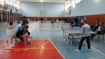 Seturi spectaculoase la etapa județeană a ONSS - tenis de masă