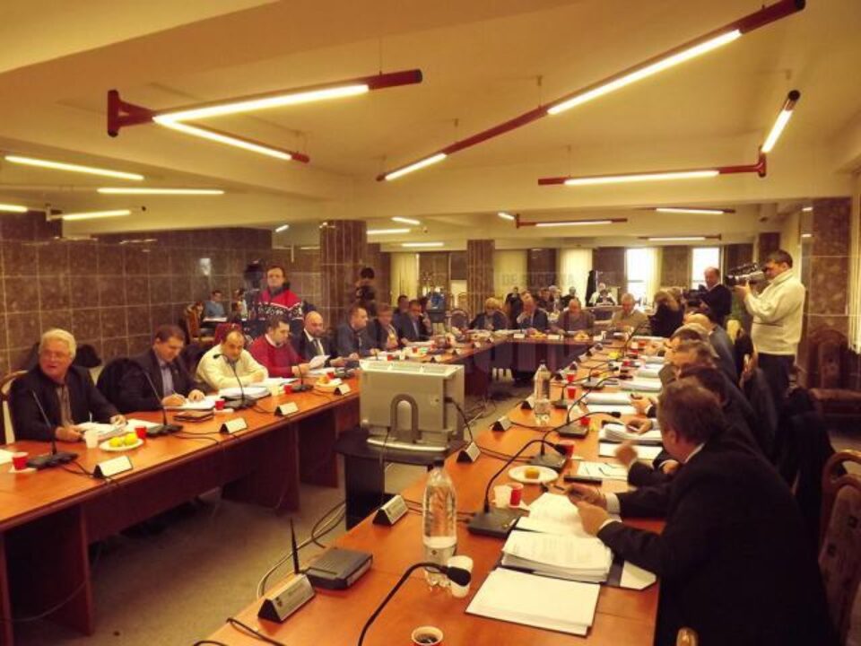 Finanțarea activităților sportive a fost blocată în ședința de Consiliu Local de joi