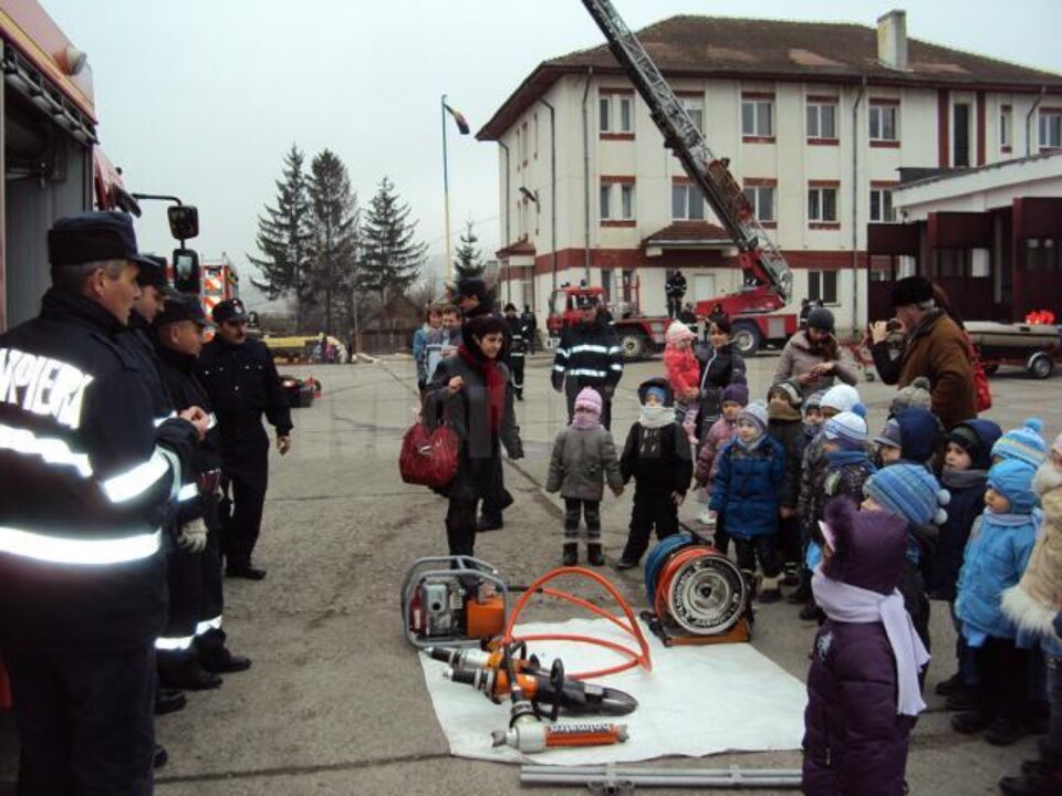 Ziua Porților Deschise la Detașamentul de Pompieri Fălticeni