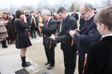 A fost inaugurată sala de sport a Școlii Gimnaziale „Ion Irimescu” din Fălticeni