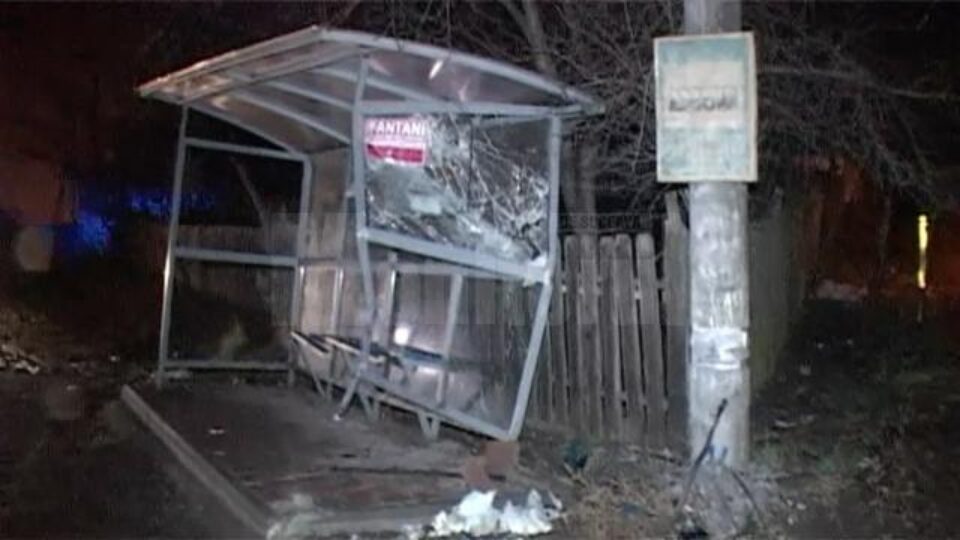 Refugiul stației de autobuz