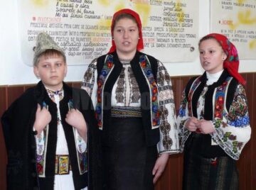 Festivalul Național al Ouălor Încondeiate, la Ciocănești - “Satul cultural al României” 2014