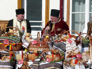 Festivalul Național al Ouălor Încondeiate, la Ciocănești - “Satul cultural al României” 2014
