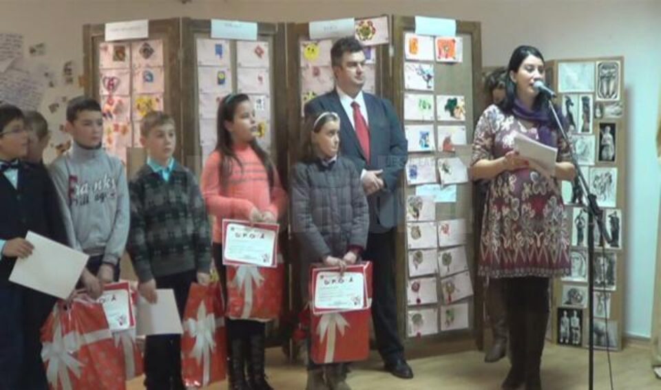 Cătălin Nechifor și-a petrecut prima zi de mărțișor în mijlocul copiilor, la concursul “Mărtișorul – simbol al renașterii și speranței“ Cătălin Nechifor și-a petrecut prima zi de mărțișor în mijlocul copiilor, la concursul “Mărtișorul – simbol al renașterii și speranței“