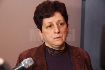 Petronela Bobric - directorul Școlii Gimnaziale Nr. 4 Suceava